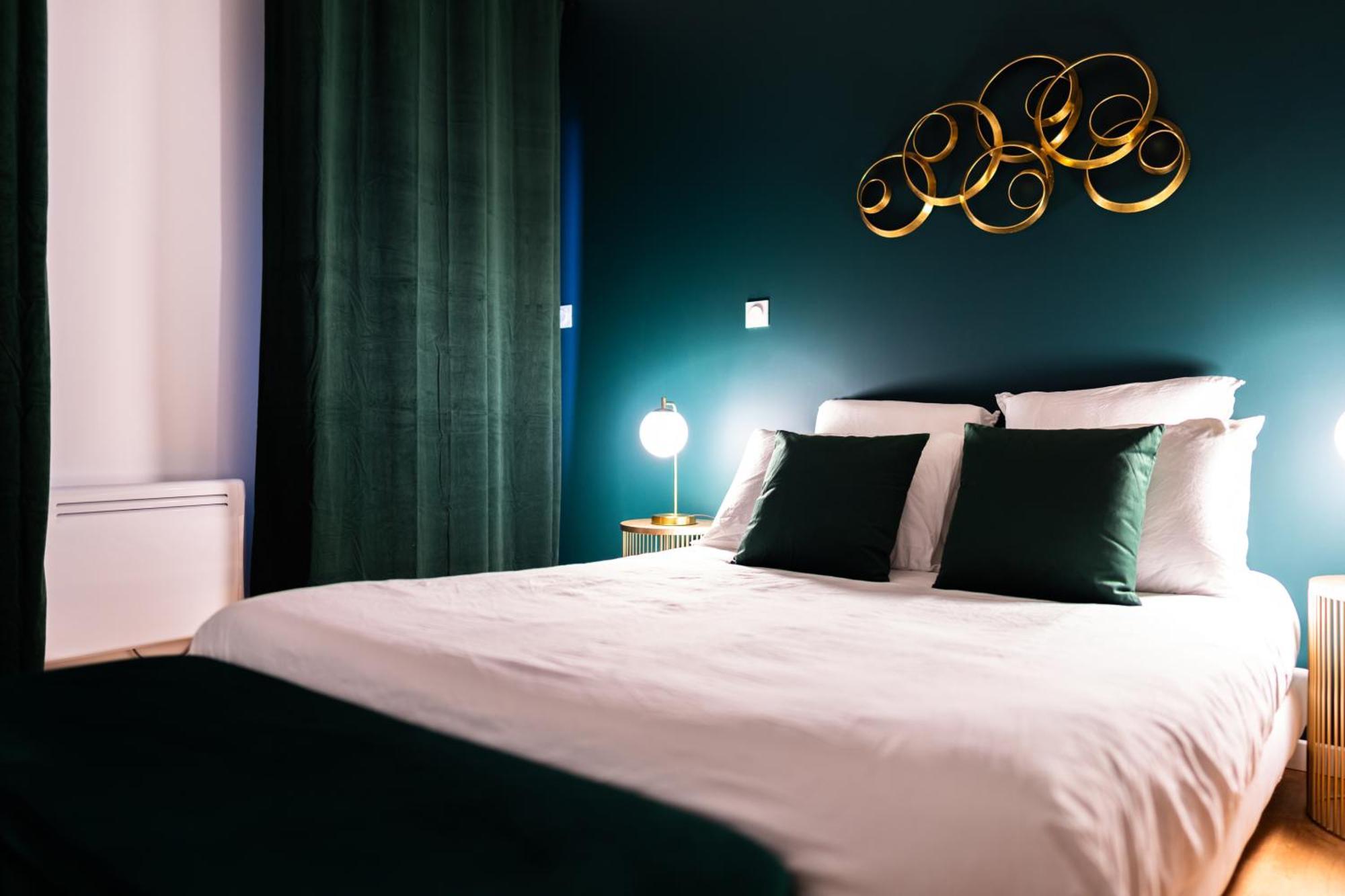 Grand Loft Familial 4 Chambres Avec Parking Prive Saumur Eksteriør bilde